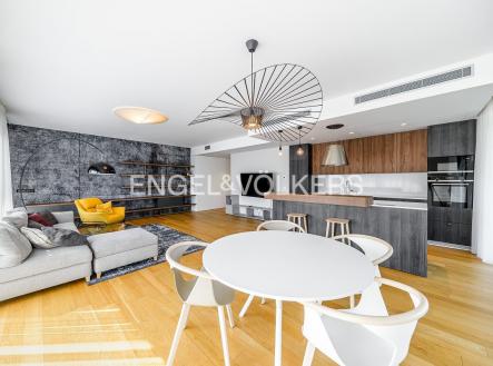 Pronájem bytu, 3+kk, 120 m²