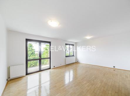 Pronájem - dům/vila, 220 m² obrázek