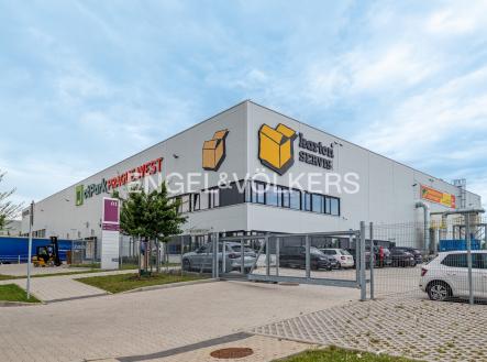 Pronájem komerčního objektu, sklad, 5 300 m²