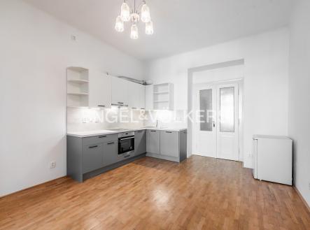 Pronájem bytu, 3+kk, 72 m²