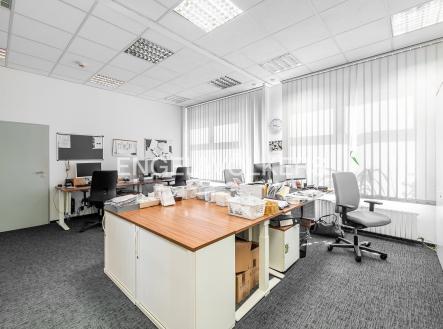 Pronájem kanceláře, 207 m²