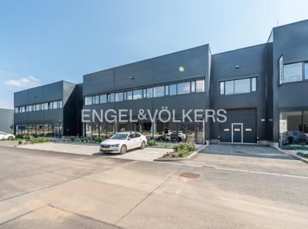 Pronájem komerčního objektu, sklad, 1 095 m²