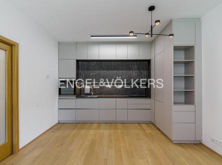 Pronájem bytu, 2+kk, 64 m²