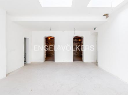 Pronájem bytu, 2+kk, 108 m²