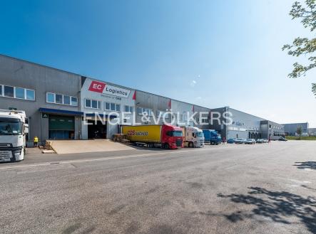 Pronájem komerčního objektu, sklad, 200 m²