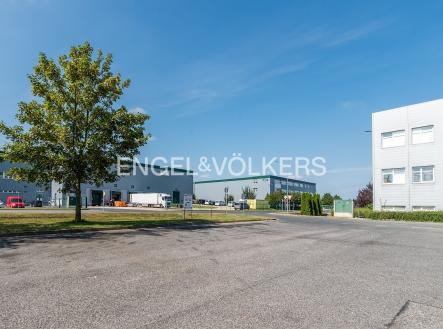 Pronájem komerčního objektu, sklad, 200 m²