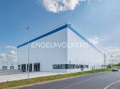 Pronájem komerčního objektu, sklad, 4 200 m²