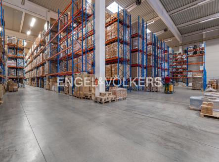 Pronájem komerčního objektu, sklad, 470 m²