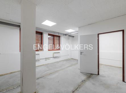 Pronájem - komerční objekt, sklad, 801 m²