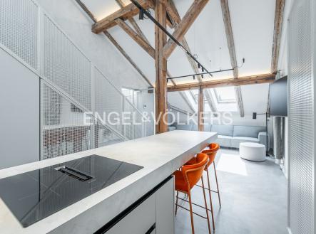 Pronájem bytu, 3+kk, 95 m²