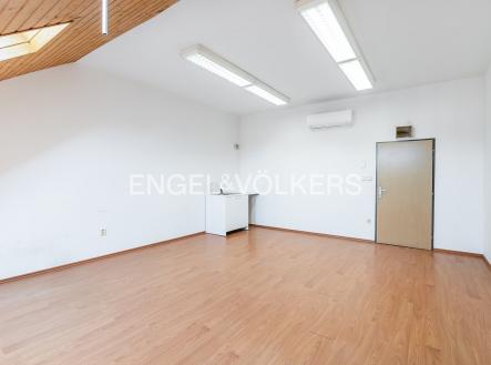 Pronájem kanceláře, 29 m²
