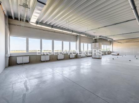 Pronájem komerčního objektu, jiný, 5 000 m²