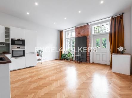 Pronájem bytu, 2+kk, 57 m²