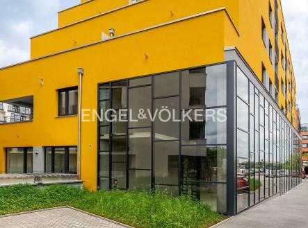 Pronájem obchodní prostor, 110 m²