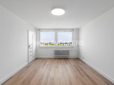 Pronájem bytu, 1+kk, 32 m² obrázek