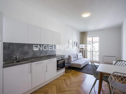 Pronájem bytu, 3+kk, 63 m²