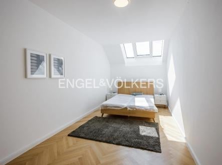 Pronájem bytu, 3+kk, 63 m²