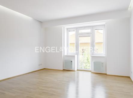 Pronájem bytu, 1+kk, 38 m² obrázek