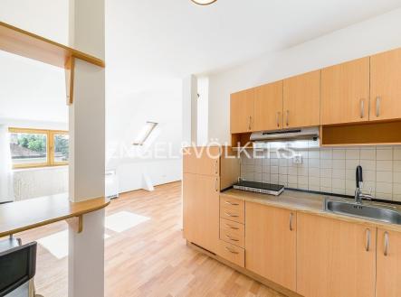 Pronájem bytu, 1+kk, 34 m²