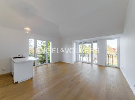 Pronájem bytu, 3+kk, 86 m²