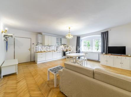 Pronájem bytu, 2+kk, 47 m²