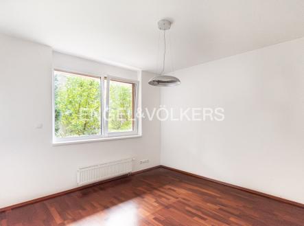 Pronájem bytu, 3+kk, 82 m²