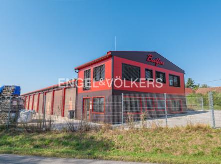 Pronájem komerčního objektu, sklad, 486 m²