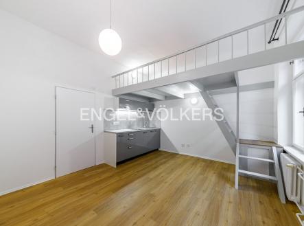 Pronájem bytu, 1+kk, 24 m²