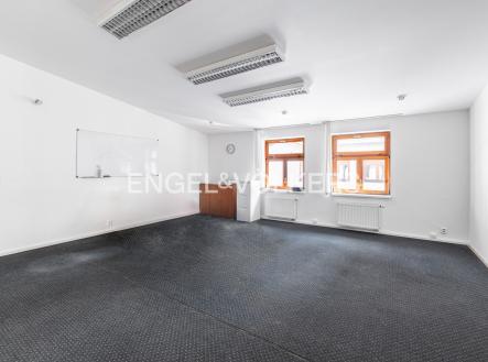 Pronájem kanceláře, 123 m²