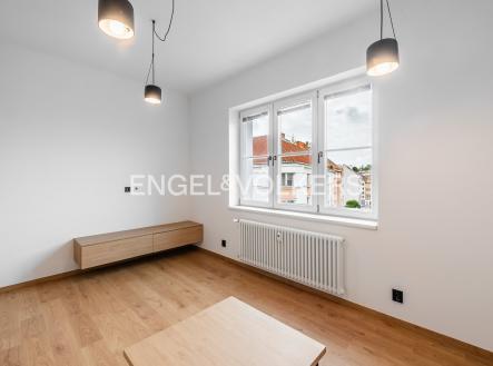 Pronájem bytu, 2+kk, 55 m²