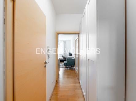 Pronájem bytu, 1+kk, 29 m²