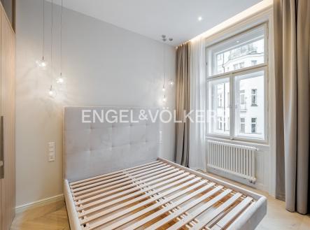 Pronájem bytu, 3+kk, 81 m²