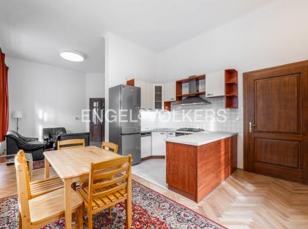 Pronájem bytu, 3+kk, 90 m²