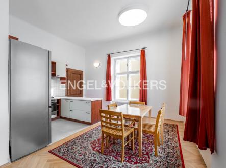 Pronájem bytu, 3+kk, 90 m²