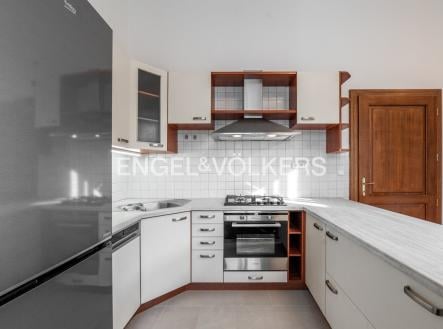 Pronájem bytu, 3+kk, 90 m²