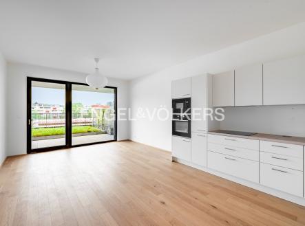 Pronájem bytu, 2+kk, 63 m²