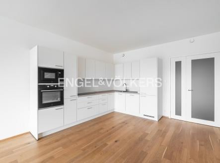 Pronájem bytu, 2+kk, 63 m²