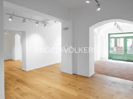 Pronájem obchodní prostory, 98 m²