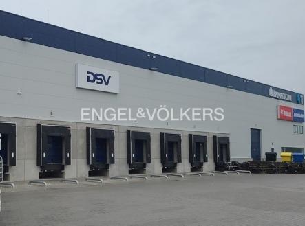 Pronájem komerčního objektu, sklad, 20 000 m²