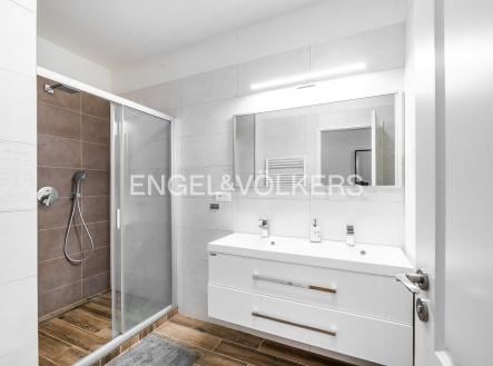 Pronájem bytu, 2+kk, 63 m²