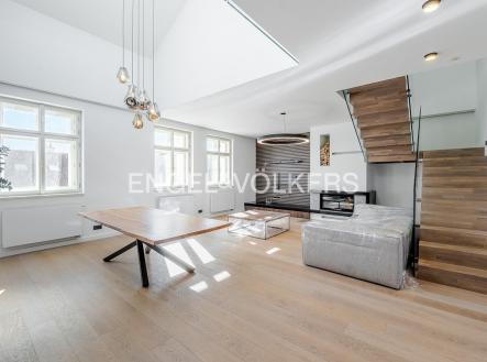 Pronájem bytu, 5+kk, 200 m²