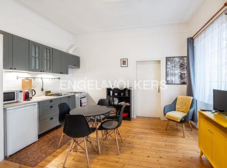 Pronájem bytu, 2+kk, 33 m²