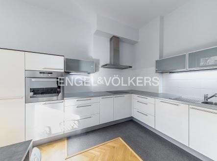 Pronájem bytu, 3+kk, 109 m²