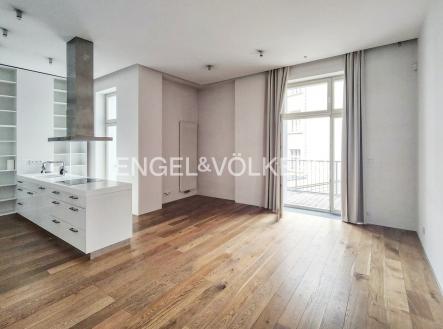 Pronájem bytu, 2+kk, 72 m² obrázek