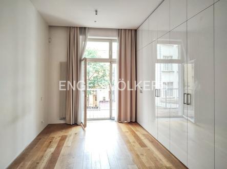 Pronájem bytu, 2+kk, 72 m²