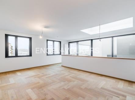 Pronájem bytu, 4+kk, 120 m²