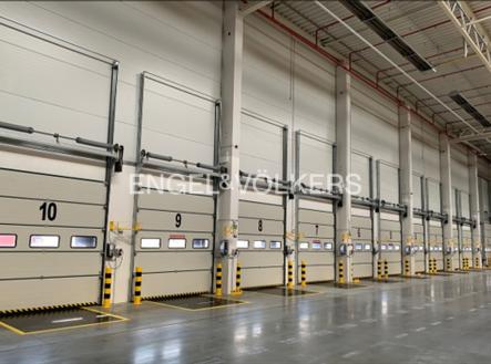 Pronájem komerčního objektu, sklad, 4 596 m²