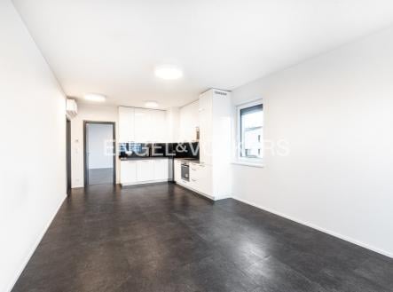 Pronájem bytu, 3+kk, 86 m²