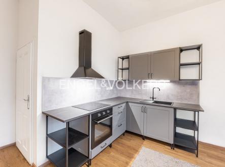 Pronájem bytu, 4+kk, 96 m²