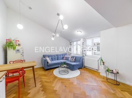 Pronájem bytu, 2+kk, 61 m²